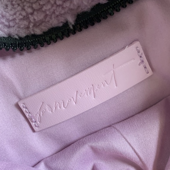 FP Movement Overachiever Sherpa Sling Bag Purple Lavender Teddy NWT - Picture 10 of 12